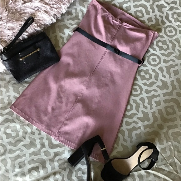 Dress - Picture 4 of 8